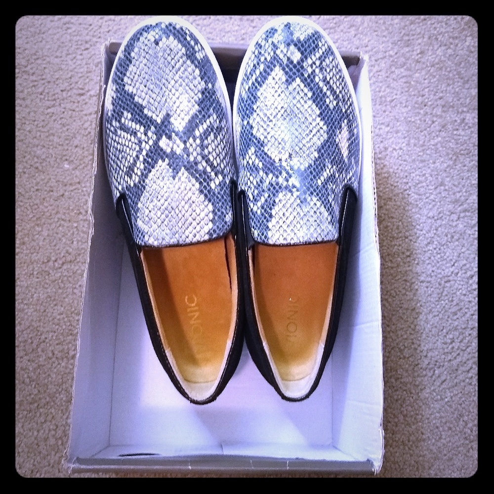 Vionic Splendid Midi Sneakers